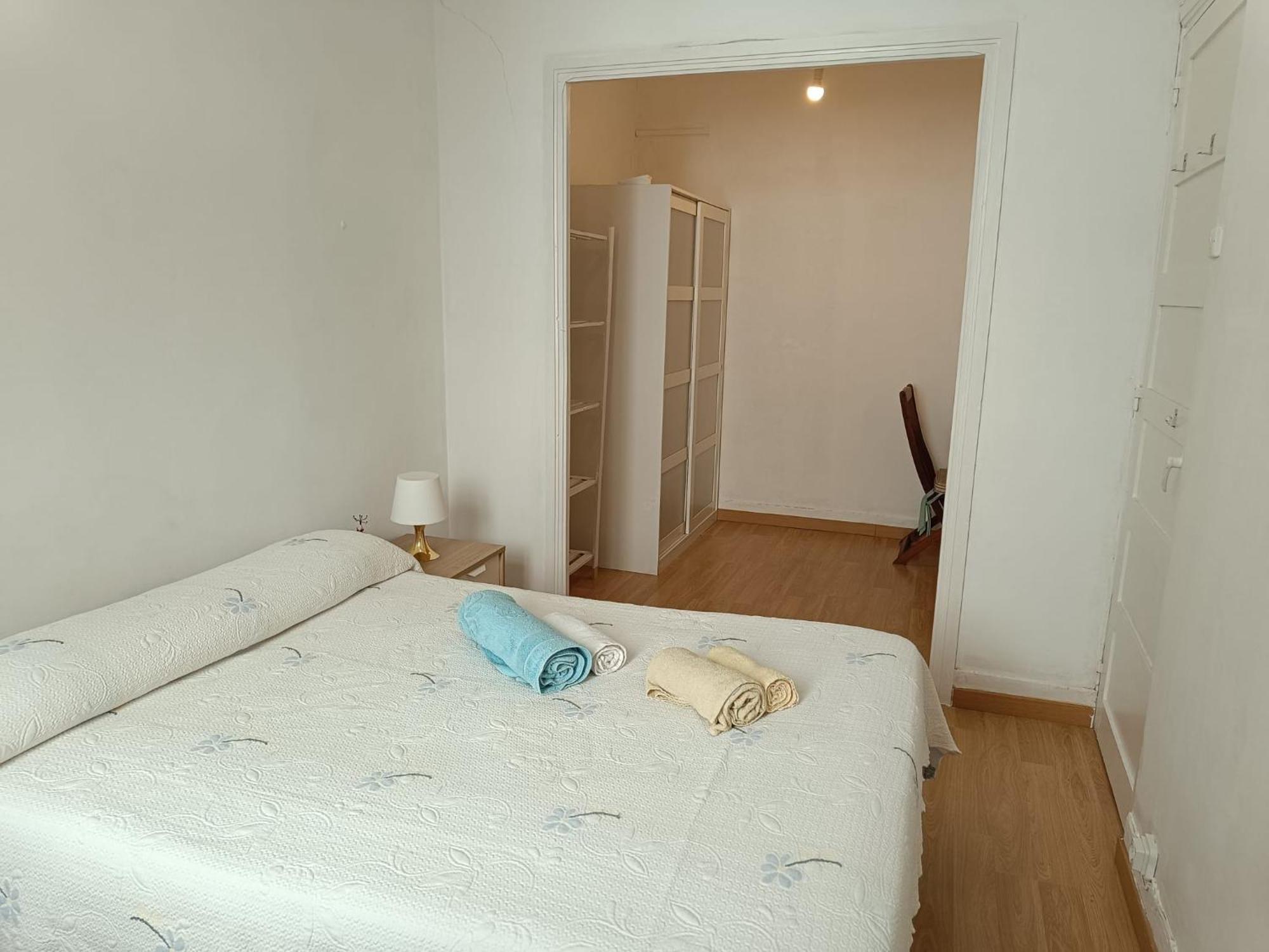 Piso Antiguo, Muebles Viejos, Muy Sencillo, Alquilado En Invierno A Estudiantes, Sin Ascensor, Cocina Antigua A Gas, Edificio Muy Antiguo Apartment A Coruna Bagian luar foto